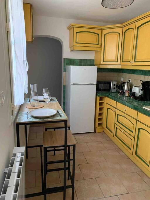 Appartement Avec Cours جيان المظهر الخارجي الصورة