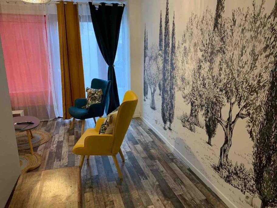 Appartement Avec Cours جيان المظهر الخارجي الصورة